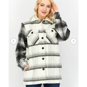 BB DAKOTA by Steve Madden Plaid Shacket SZ M Grey Combo Shirt Jacket